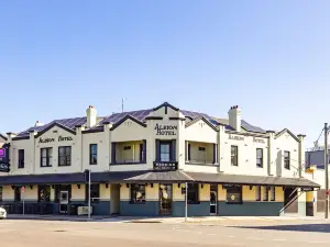 The Albion Hotel
