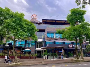 Zi One Luxury Hotel