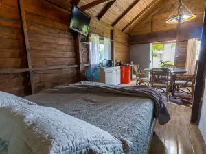 Chalé Com Wi-Fi, Vista p o Lago em Meio a Natureza