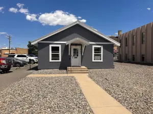 Spacious 5-bedroom house in delightful Delta with WiFi