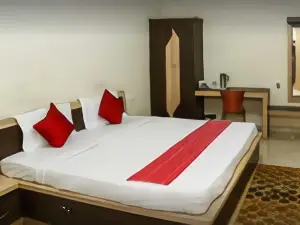 Hotel Ravi Residency