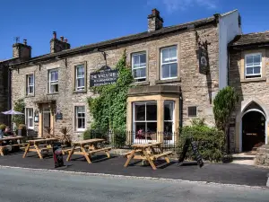 The Wheatsheaf Inn