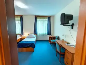 Klub Hotel