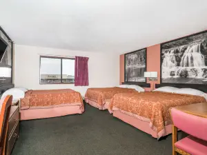 Super 8 by Wyndham Perham