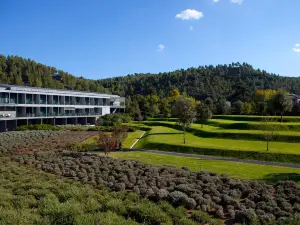 Hotel Món Sant Benet