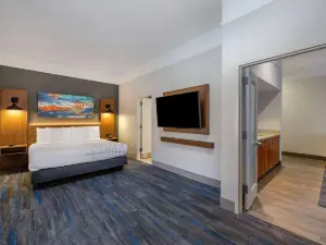 ลากินตา อินน์แอนด์สวีทส์ บายวินด์แฮม เซนต์จอร์จ