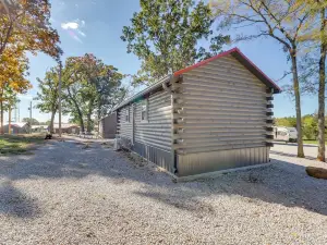 Rustic Caledonia Cabin Near State Parks & Boating!