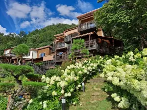 Gokseong Riverside Sketch Pension