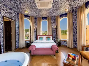 Kesarbagh Palace
