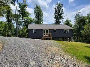 The Blackberry Cottage at Mountain Paradise