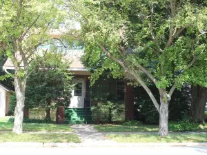 Welcome to Grandma's House! I'd love to host your family&friends! 2 night min!