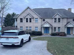 The Fun Spot 3 - Serene Home with Beautiful Lake & Mtn Views to Relax and Enjoy!