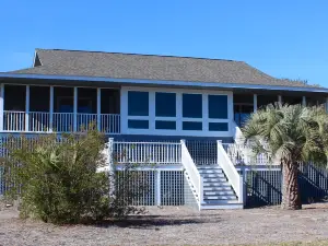 Expansive Ocean Views and Screened in Porch - Charming Beach Escape