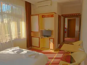 AKÇAY Leman Otel
