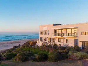 On the Beach Guesthouse Jeffreys Bay