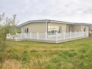 Lynghagi House