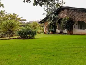Vimbainashe Villa