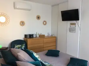 克勞拉烏斯寧靜酒店