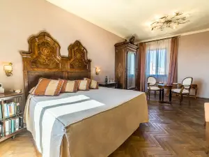 迪散弗朗切斯科洛坎達酒店