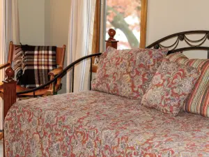 LakePlace Bed & Breakfast