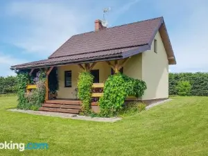 Lovely Home in Prabuty with House Sea View