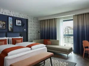 Hotel Indigo Berlin - East Side Gallery