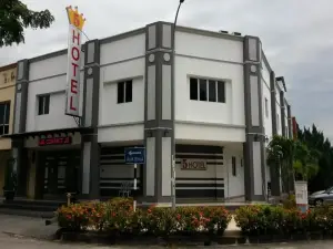 Five Hotel