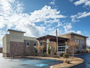 La Quinta Inn & Suites by Wyndham Chattanooga - East Ridge