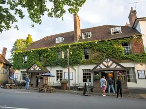 The Leicester Arms Country Inn