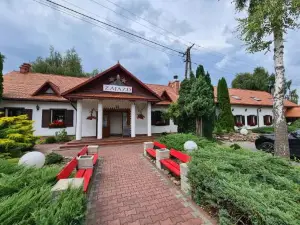 Motel I Restauracja "Pod Basztą"