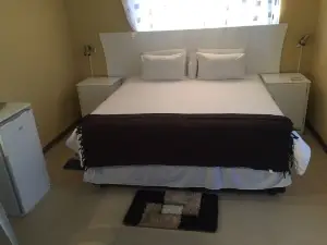 Rosey Rest Inn