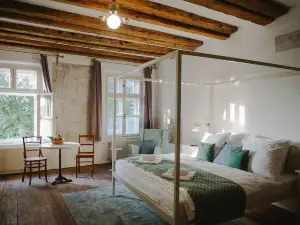 ミス ソフィーズ オロモウツ