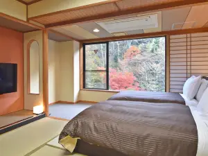 Itsutsuya