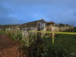 The Galloway Steading - the Stag Hoose Family Cabin with Hot Tub and Fire Pit