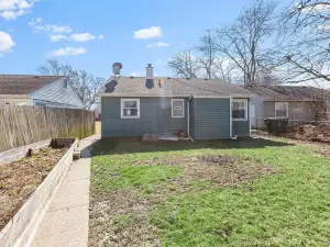 Mid Term Rental Home in Hobart 1224 W Home Ave