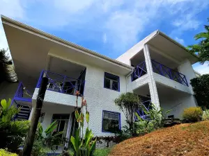 Villa Roca Boutique Resort & Suites - Adult Only