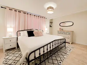 Cozy Suite with Firepit and Fenced Yard - Inviting Getaway