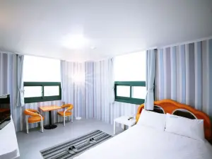 Namdang Port Ocean Fantasy Hotel