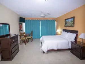 Jarabacoa River Club & Resort