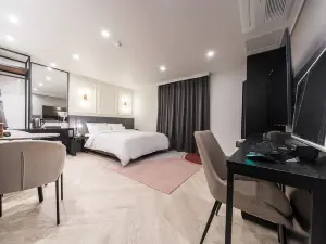 Suncheon Hotel the H