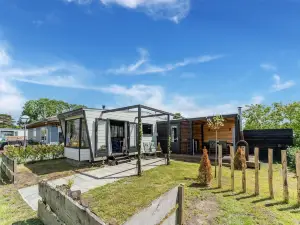 Nice Chalet in de Pol with Barbecue and Outdoor Fireplace