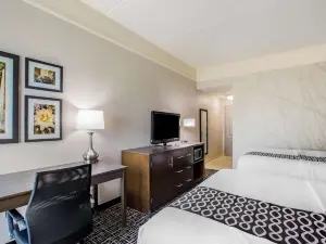 La Quinta Inn & Suites by Wyndham Mission at West McAllen