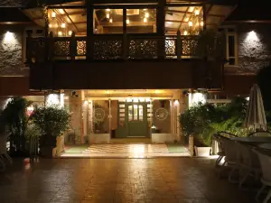 Yashmay Villa Club & Resort