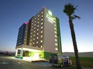 Holiday Inn Express & Suites Monterrey Aeropuerto