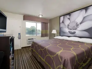 Super 8 by Wyndham Florence