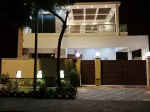 Furnish & peaceful villa at Bahria Town karachi