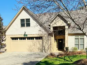 The Watson Townhome in Rock Barn Country Club & Spa