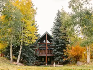 Cabin Near Park City & Mirror Lake -Sleeps 15-Hot Tub-Arcade-Putting Green