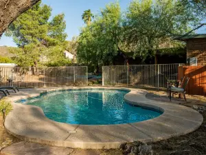 Pool, Hot tub, Mountain Views, & Beautiful... What more can you ask for?