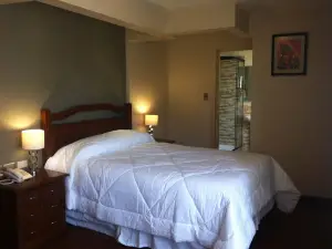 El Prado Hotel